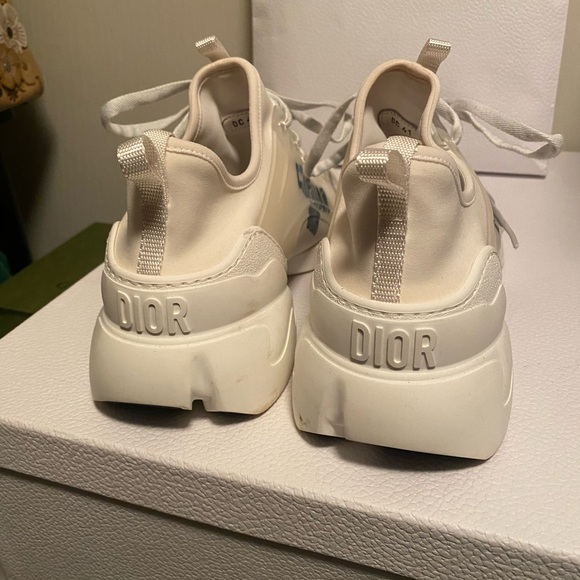 Walk in Dior sneakers Sz 41 - Picture 4 of 9